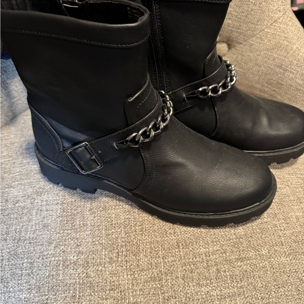 Women’s Black Leather Chain Ankle Boots